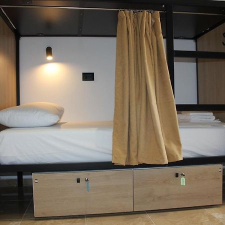 Central Boutique Hostel Σαράντα Εξωτερικό φωτογραφία