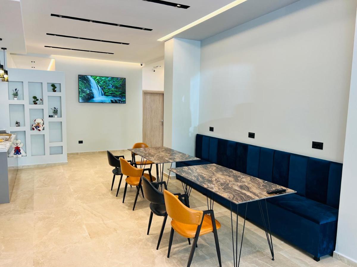 Central Boutique Hostel Σαράντα Εξωτερικό φωτογραφία